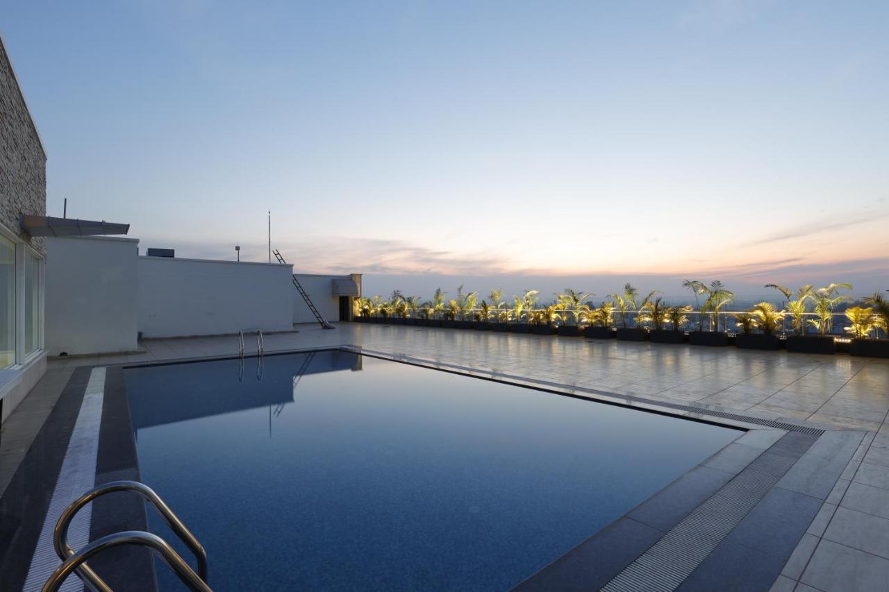 Viraj Sarovar Portico จามมู ภายนอก รูปภาพ